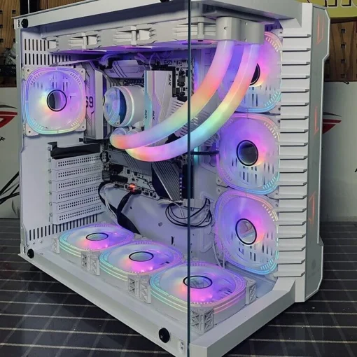 Cod. 373 Case GAMEKM CA-025 White / ATX / acero de aleación / lateral y frontal vidrio templado vista 270° / admite refrigeración líquida de 360°, luz LED ARGB / USB 3.0, USB 2.0, HD audio / sin fuente