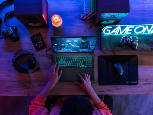 Cod. 1769 ASUS Gaming V16 V3607VU-RP148 / Intel&reg; Core&trade; 5 (Series 2) 210H / 16GB DDR5 / 512TB SSD PCIe&reg; 4.0 / NVIDIA&reg; GeForce RTX&trade; 4050 6GB GDDR6 / 16.0" WUXGA (1920 x 1200) 144Hz / Sin Sistema (OS) / Retroiluminado Espa&ntilde;ol Alfanum&eacute;rico / Matte Black