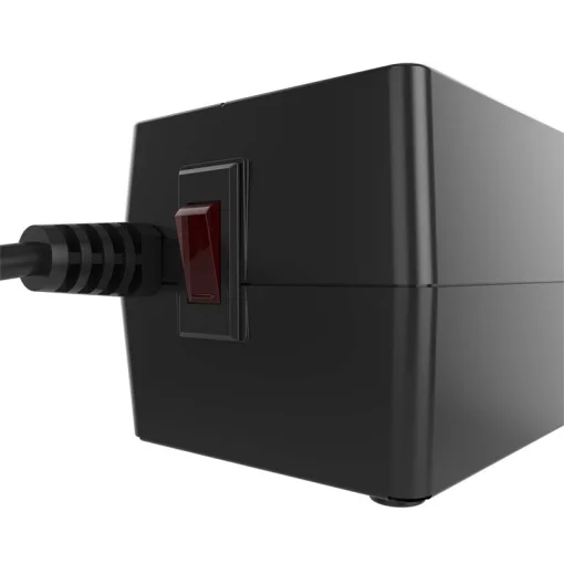 Cod. 021 Regulador de&nbsp;&nbsp;voltaje Forza FVR-1011 / 1000VA/500W / 4 Tomas NEMA 5-15P