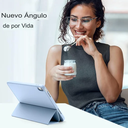 Cod. 146 Estuche Akkerds P/ iPad (A16) 11&ordf; Gen. 11" (2025) &amp; iPad 10&ordf; Gen. 10.9"(2022) / Protectora delgada de triple soporte / parte trasera TPU suave / Con porta L&aacute;piz / azul cielo
