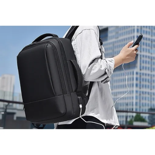 Cod. 107 Mochila MARVO Urbano 40 (BA-004) / P/*Laptop 17.1" / Multiples Compartimentos con cremallera / Espuma acolchada y Tejido revisado + forro 210D. (Impermeable)